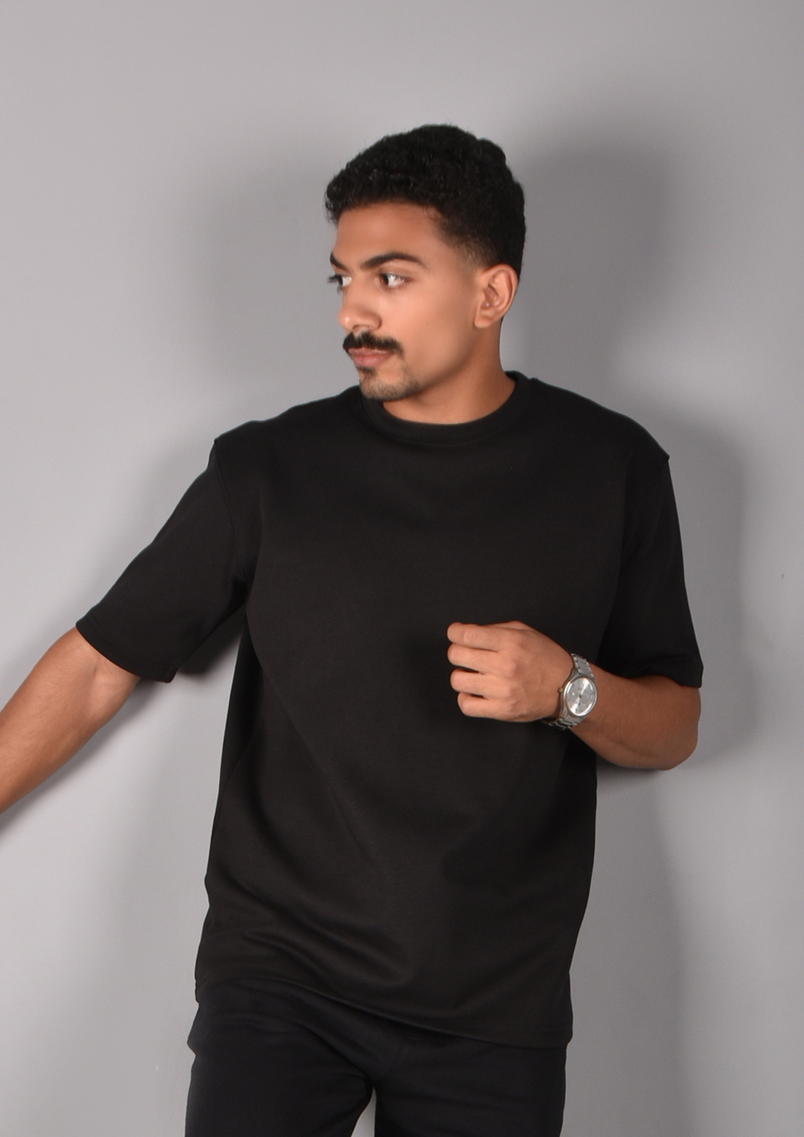 Bleevn sweatpants oversized t-shirts summer collection sale